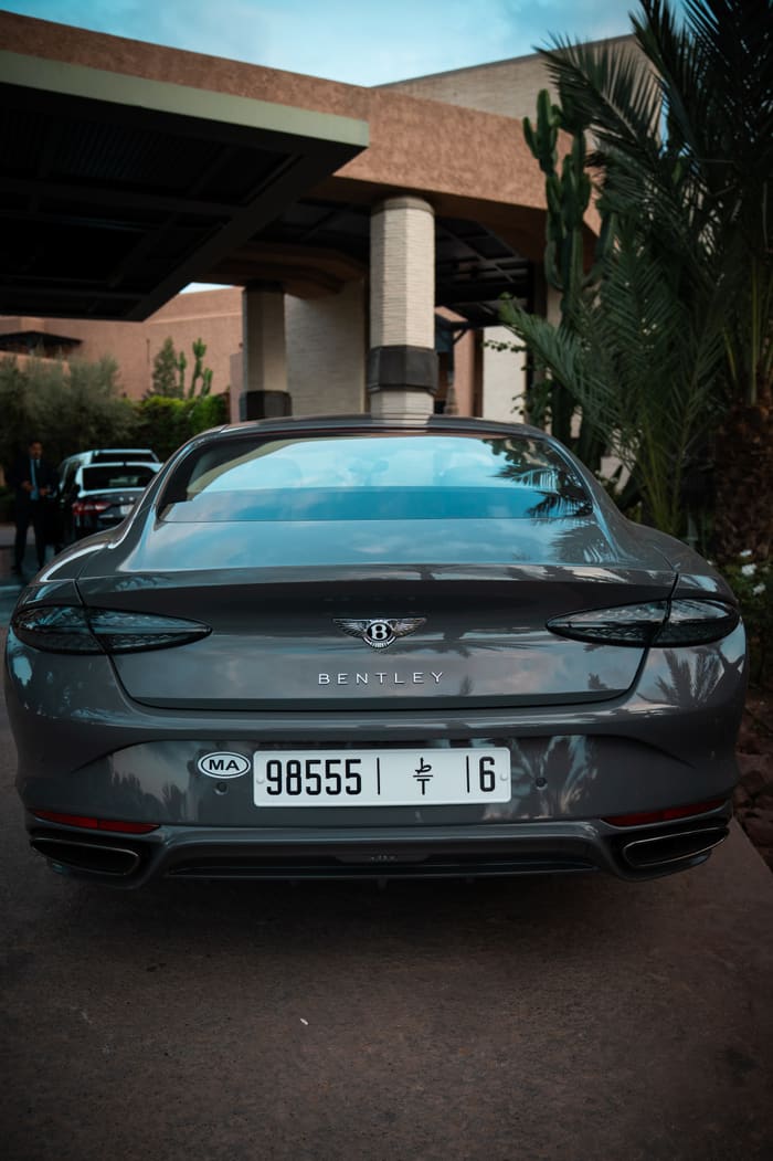 Cars — 2025
