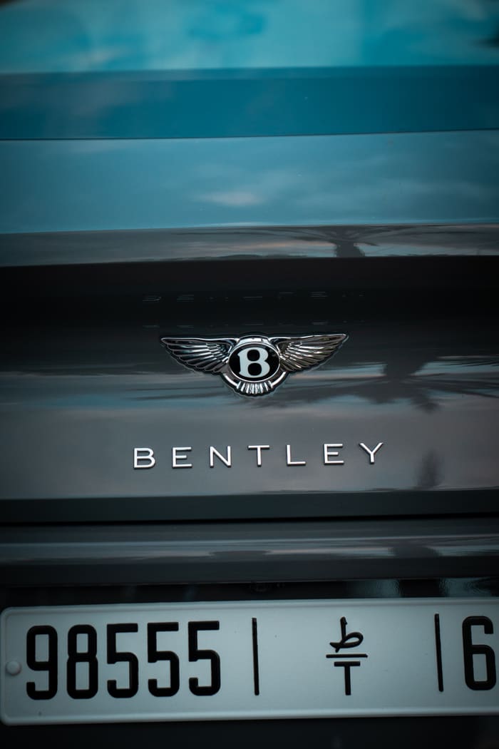 Cars — 2025